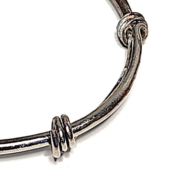 Artisan-made bangle bracelet with engraving - Picture 5 of 10